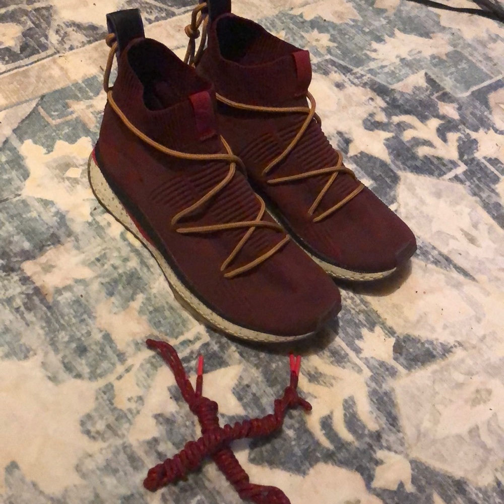Puma Naturel Maroon sz 10